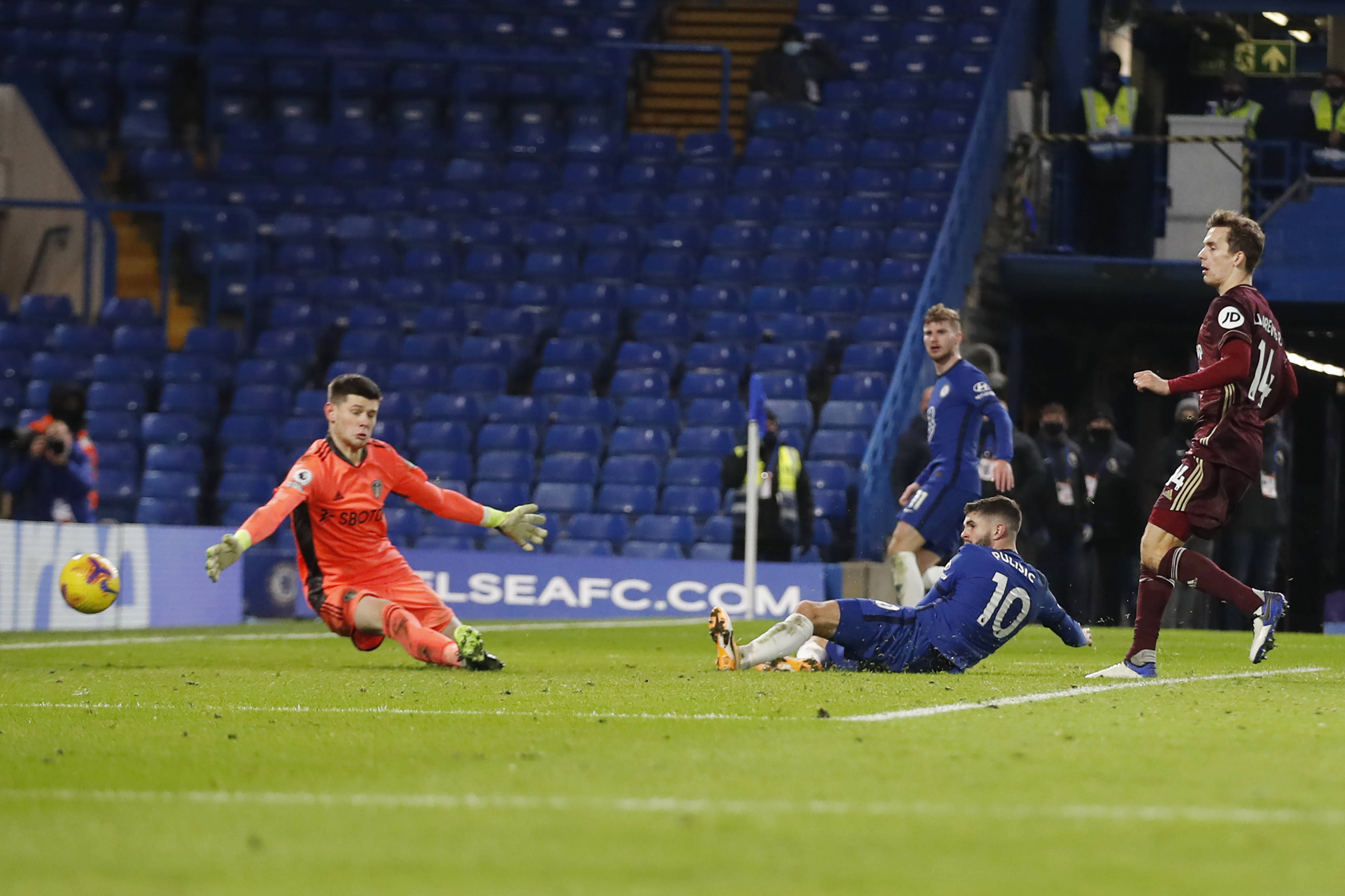 出了非凡的 出了非凡的