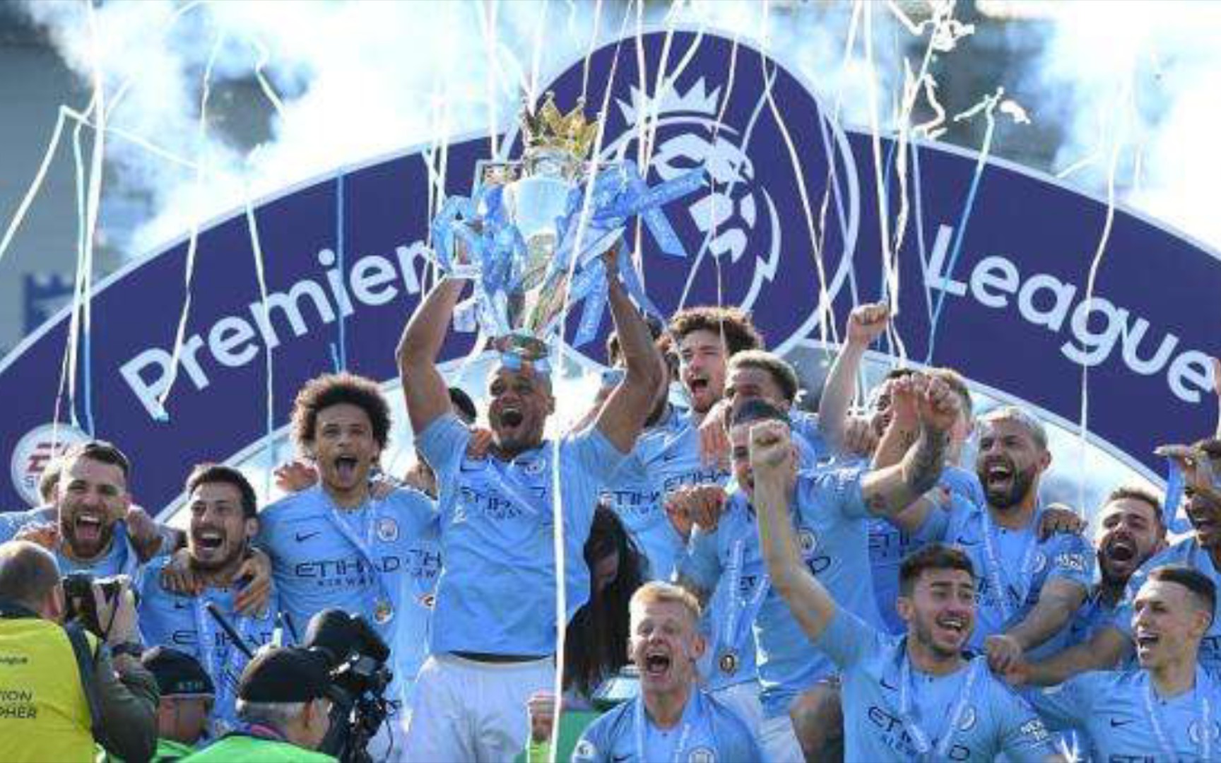 穆迪签下了 穆迪签下了